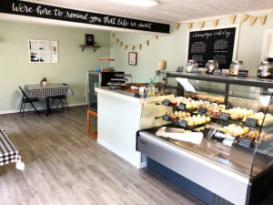 Champagne Cakery - Livingston