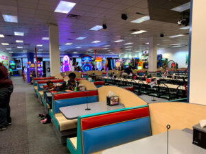 Chuck E. Cheese - Mayfield Heights