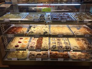 Cinnamom - Grand Blanc