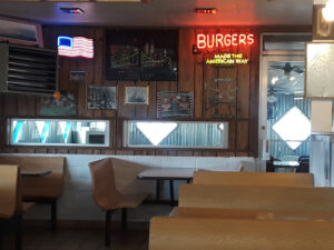 Circle T Burgers - Belen