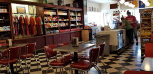 Clinton's Soda Fountain - Independence
