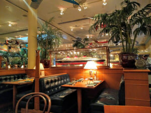 Clyde's of Chevy Chase - Chevy Chase