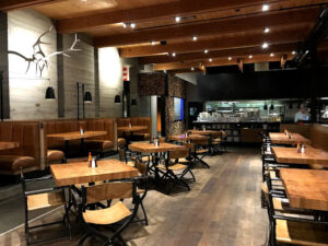 Cowiche Canyon Kitchen & Ice House Bar - Yakima