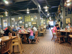 Cracker Barrel Old Country Store - Waynesboro
