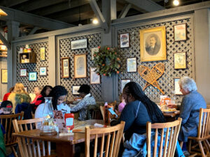 Cracker Barrel Old Country Store - Conyers