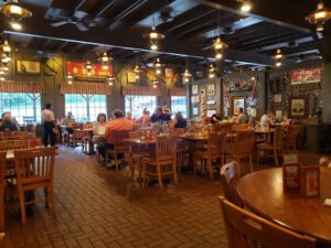 Cracker Barrel Old Country Store - Middlesboro