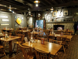 Cracker Barrel Old Country Store - Springfield