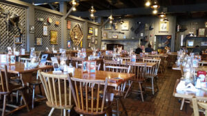 Cracker Barrel Old Country Store - Lansing