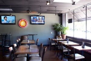 Crosstown Pub & Grill - Cary