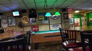 DJ's Pub & Grill - Muskegon