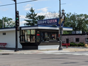 Dairy Queen Store - Lombard