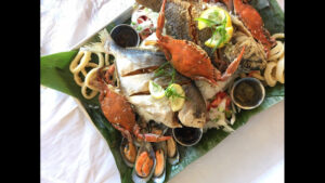 Dana's Restaurant, Catering & Asian Grocery - Waipahu