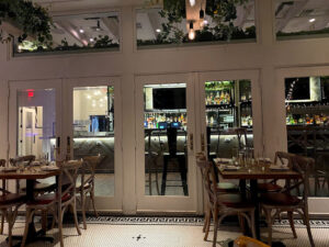 De Novo European Pub - Edgewater