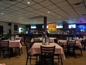 DeRango 's "The Pizza King" Restaurant & Sports Bar - Kenosha