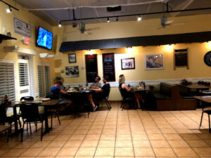 Dee's Hang Out - Panama City Beach