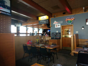Delanie's Gastro Bar - Tallmadge