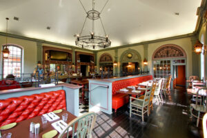 DoG Street Pub - Williamsburg