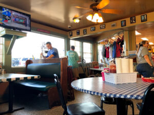 Doc's Seafood Shack & Oyster Bar - Orange Beach