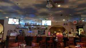 Dorry's Bar & Grill - Riverside