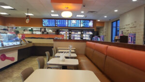 Dunkin' - Tucker