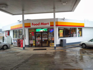EDEN shell , sneaky petes hot dogs , hunt brothers pizza - Pell City