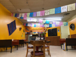 EL Manantial Tienda y Taquería - Tarboro