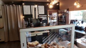 Earthen Cup bistro - Battle Ground