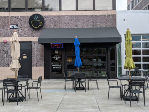 Ebony and Ivory Coffee - Lacey