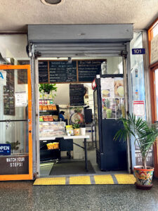 El Colibri Juice And Snacks - Inglewood