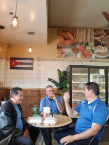 El Nuevo Mundo Market, Bakery & Cafe - Bell