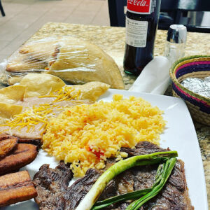 El Rinconcito Salvadoreño - Greeley, Colorado - Greeley