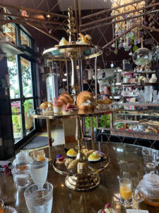 Etagere - Amherst