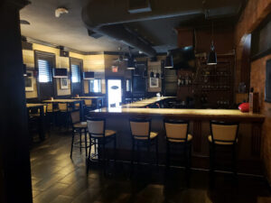 Exclusives bar and restaurant - Syracuse