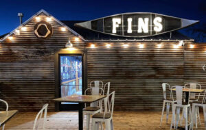 FINS Patio Bar & Grill - Weatherford