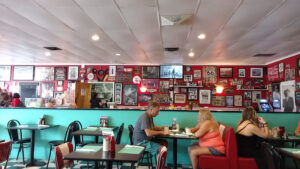 Famous 50's Diner - Bridgeport