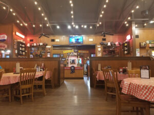 Famous Dave's Bar-B-Que - Waldorf