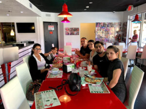 Farandula Pizzeria & Restaurant - Miami