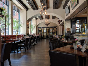 Fin Point Oyster Bar + Grille - Boston