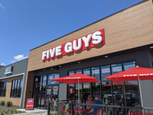 Five Guys - Davenport