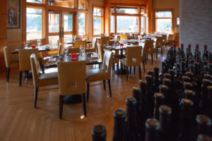Five Spice Seafood + Wine Bar - Lake Oswego