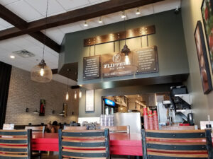 Flippers Pizzeria - Oviedo