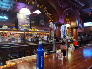 Ford's Bar - Idaho Falls