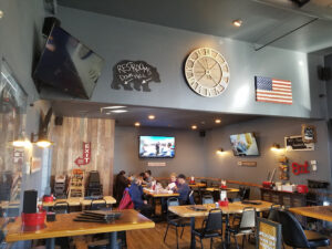 Fox & Hound - Stateline