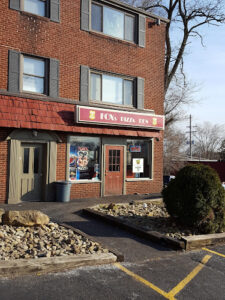Fox's Pizza Den - Pittsburgh