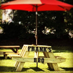 Frank's Backyard BBQ - Cedar Lake