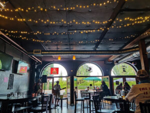 Gemini Bar & Grill - Lake Oswego