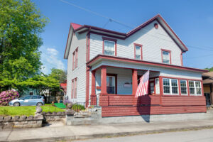 Gillum House Bed and Breakfast - Shinnston