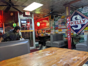 Gilroy's Pizza Pub - Charleston