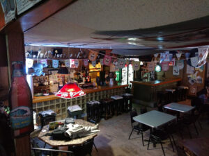 Glass Bar - Grand Island