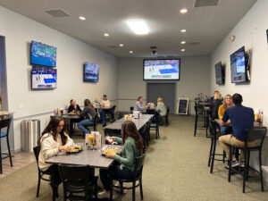 Glenn's Bar and Grill at Plum Creek Golf Course - Kyle